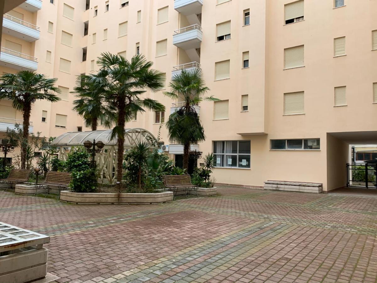 Tony Apartment Vlorë Eksteriør bilde